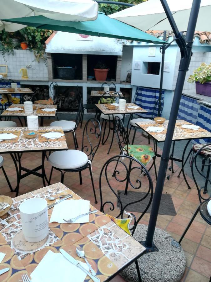 Affitta Camere Casa Delle Rose Villanova Monteleone Luaran gambar