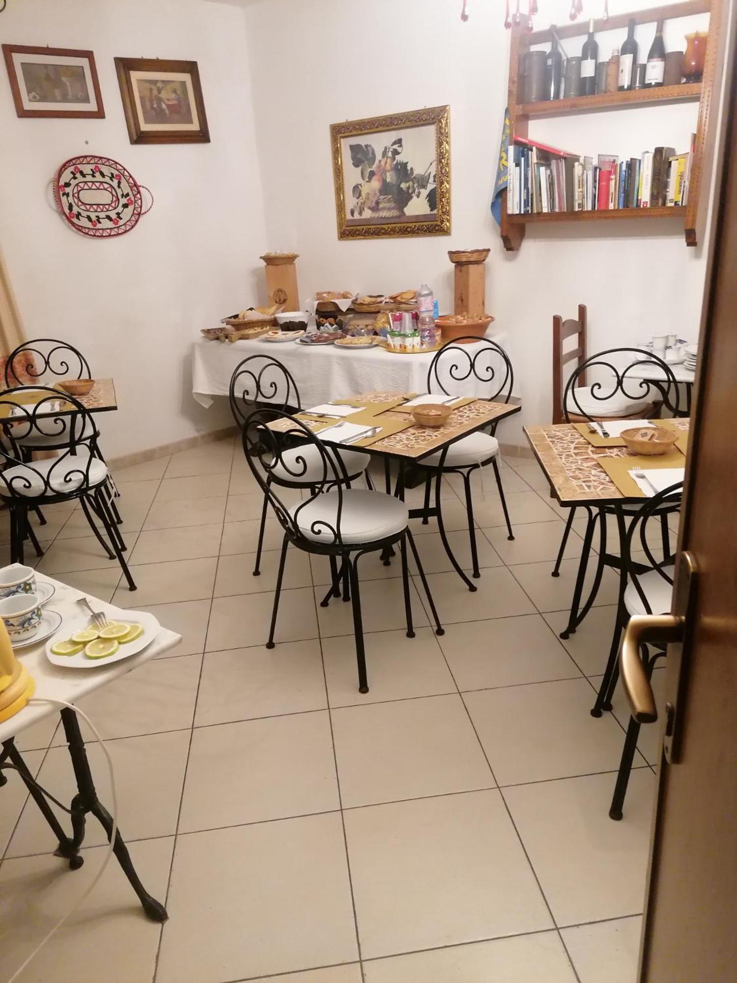Affitta Camere Casa Delle Rose Villanova Monteleone Luaran gambar